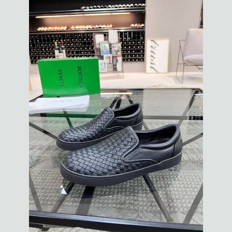 bo*te*ga Ve*ne*ta casual shoes